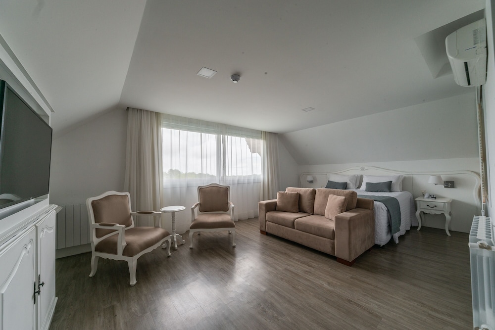 Honeymoon Suite photo 1