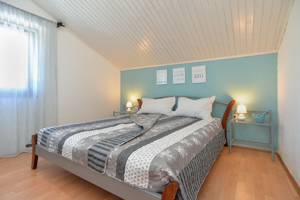 Standard House, 3 Bedrooms (0259) photo 2