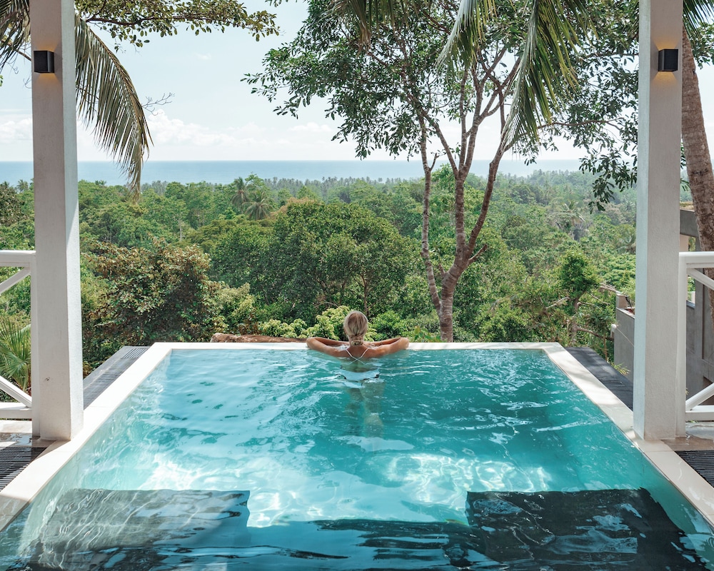 Plunge Pool Suite - Photo 2