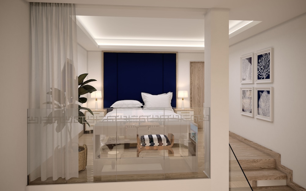 Three Bedroom Royal Villa with Private Pool and Hot Tub - Photo 4