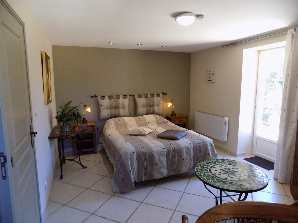 Suite photo 1