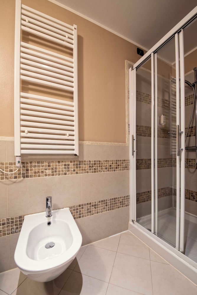 Junior Suite - Photo 9