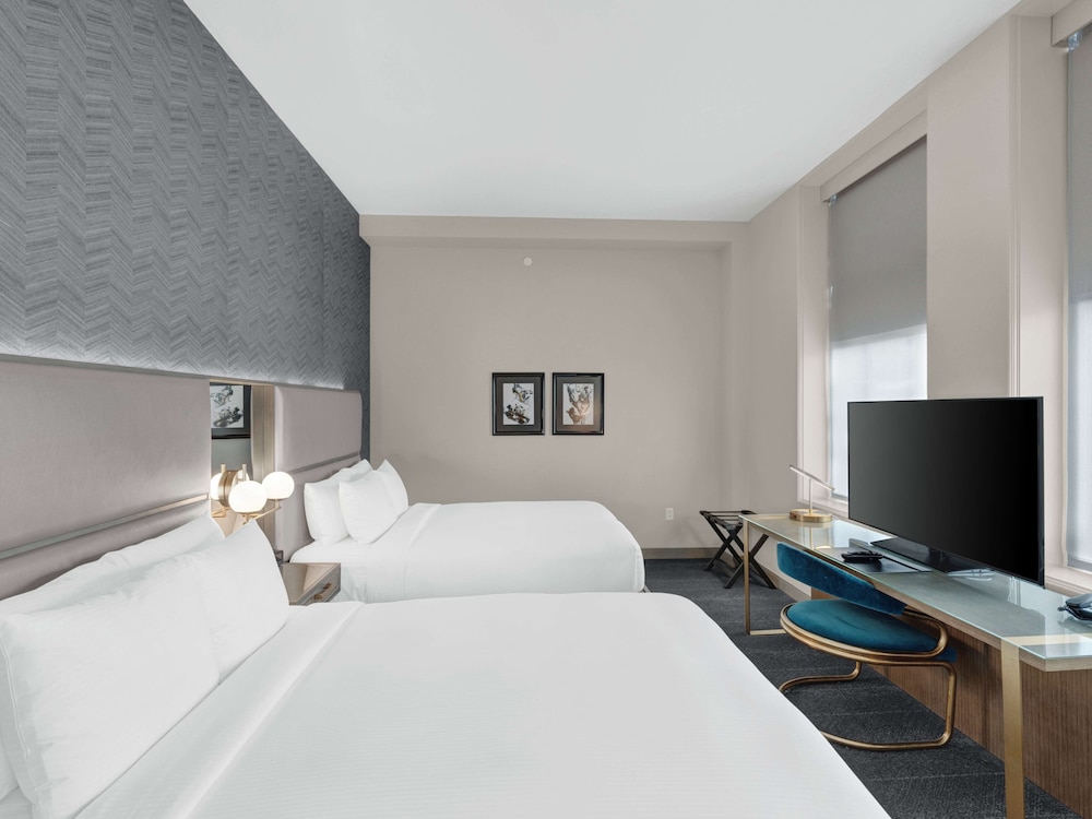 Suite, 2 Queen Beds (Deco) - Photo 4