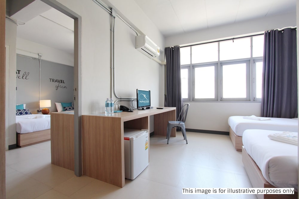 Standard Room, 2 Bedrooms photo 2