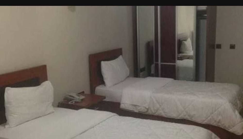 Standard Double Room photo 3
