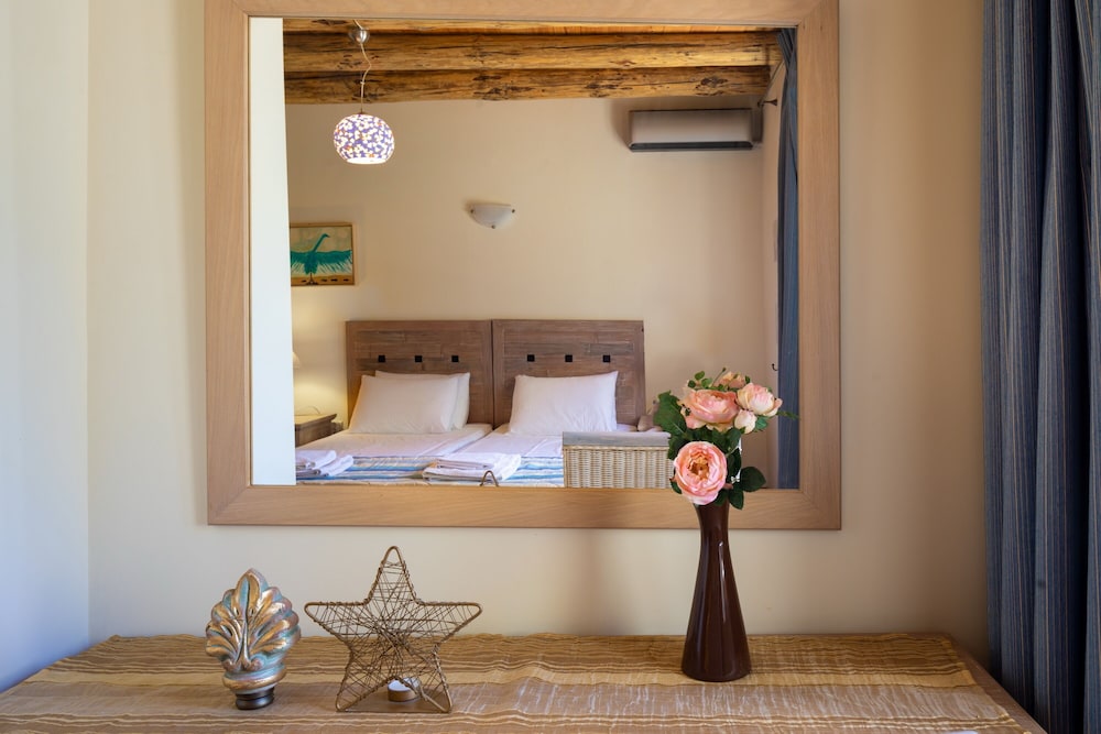 Villa, 2 Bedrooms, Hot Tub, Sea View photo 3