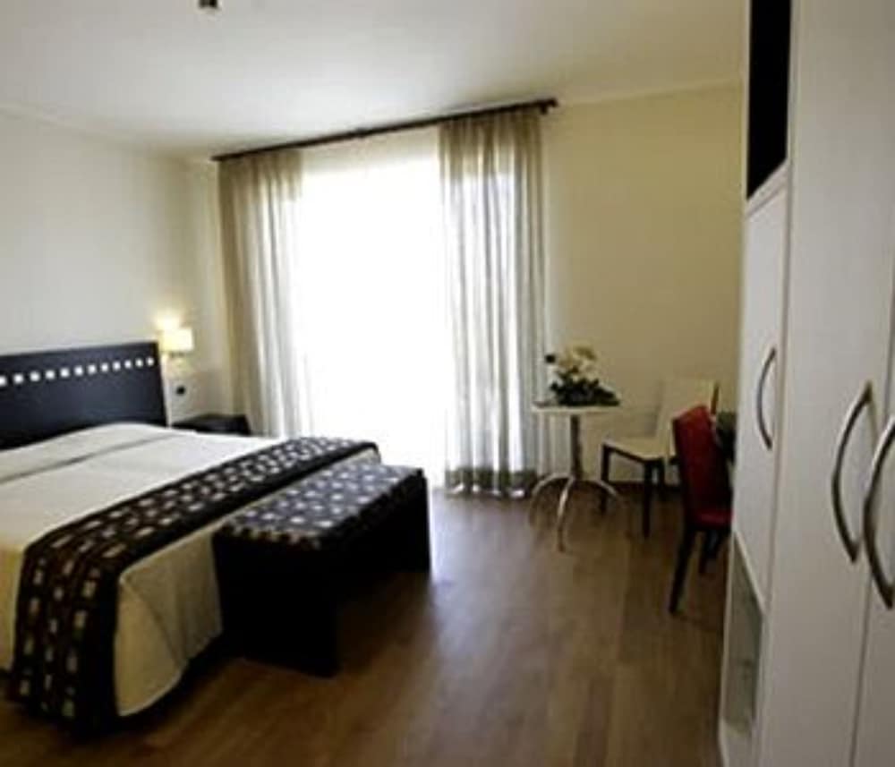 Superior Double Room photo 2