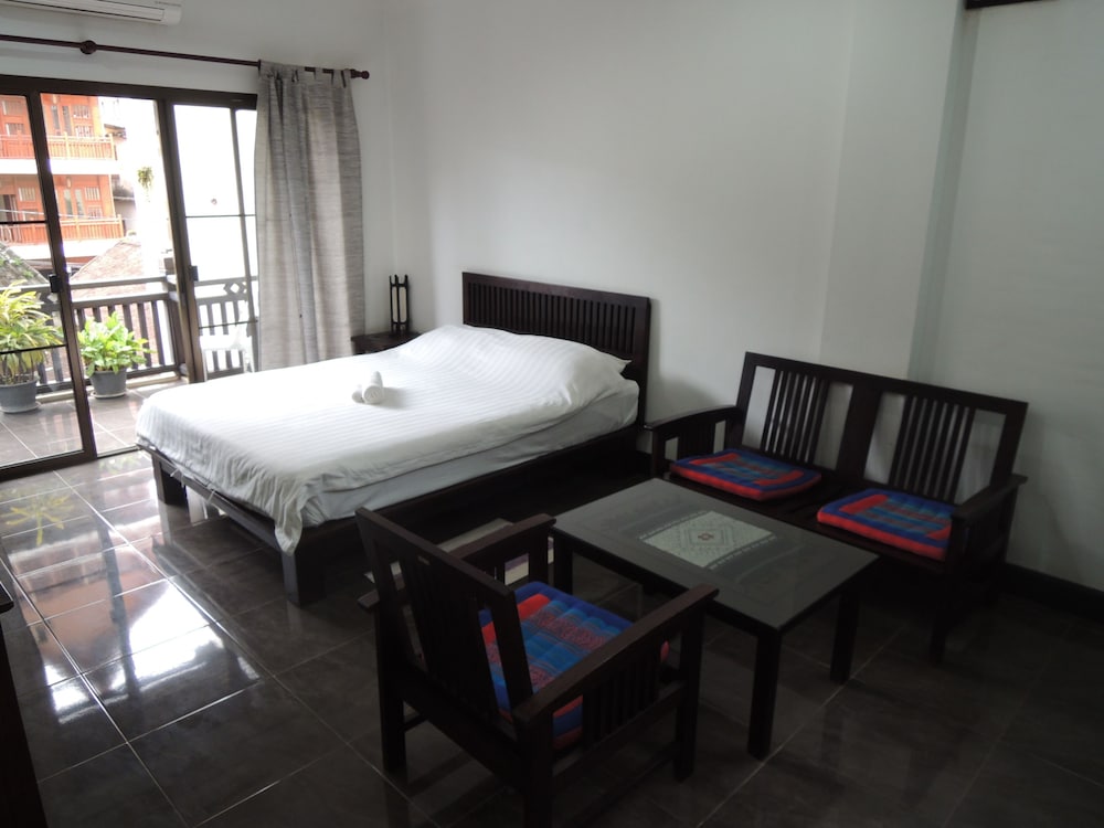 Superior Double Room (Back Side) photo 2
