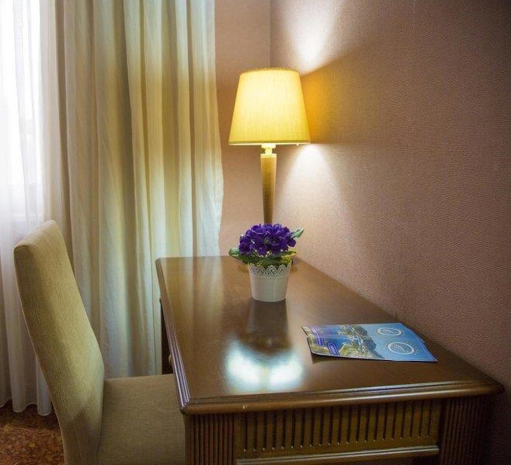 Standard Double Room - Photo 1