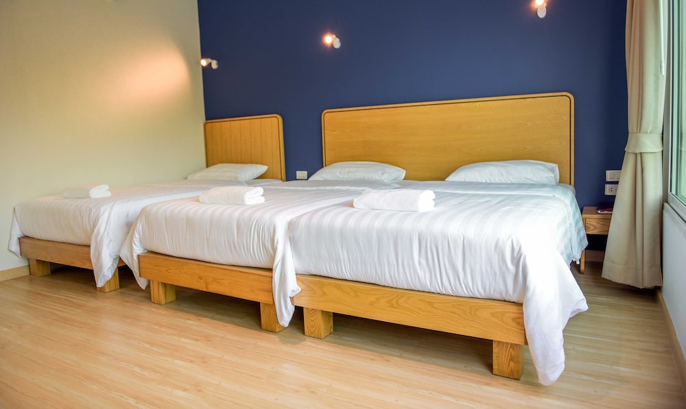 Duplex Suite - Photo 1