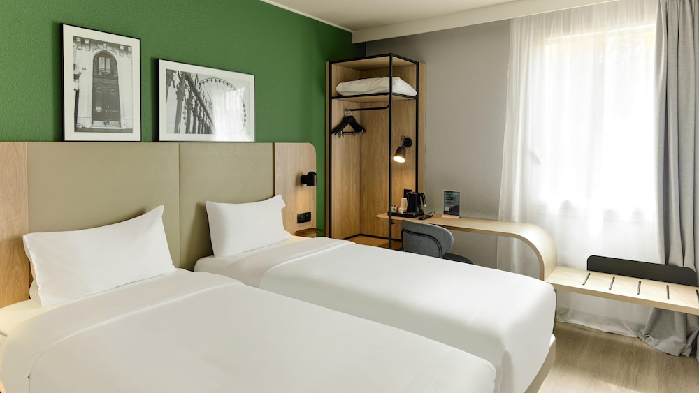 Standard Room, 2 Twin Beds photo 1