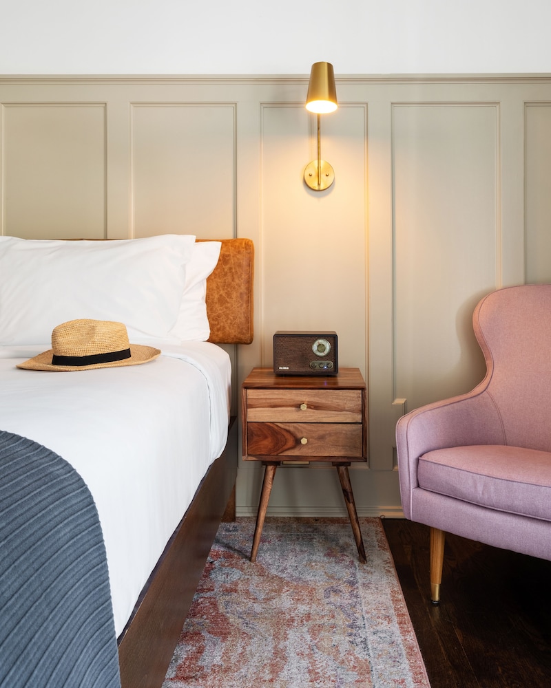 Superior Room, 1 King Bed