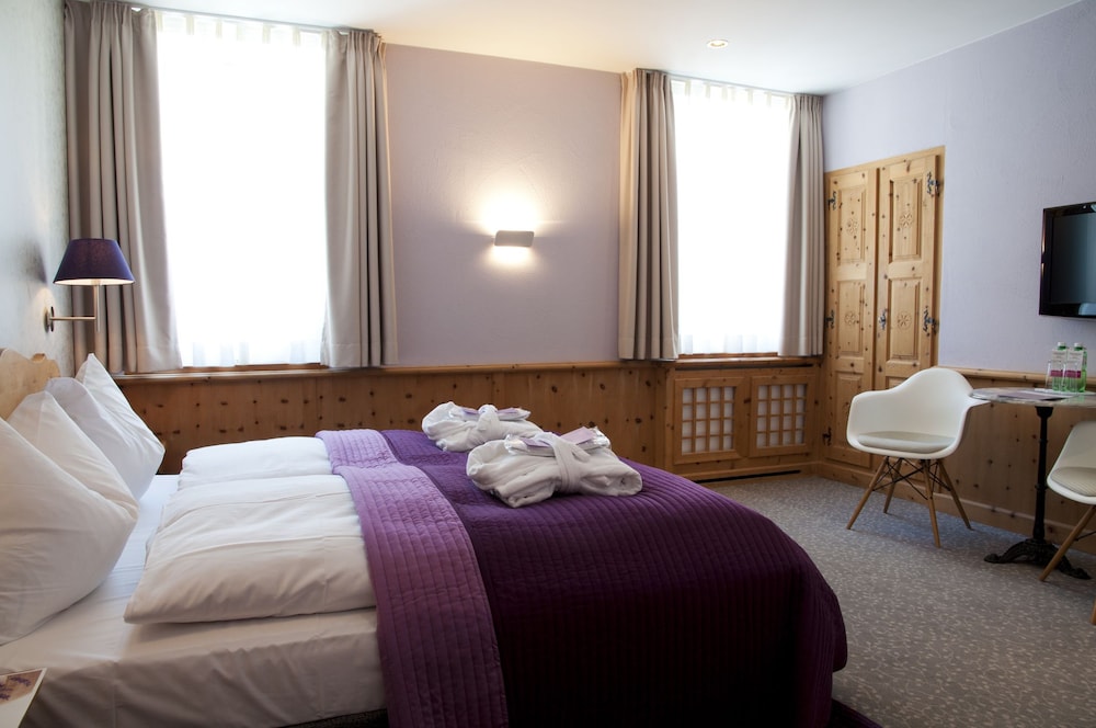 Standard Double Room - Photo 4