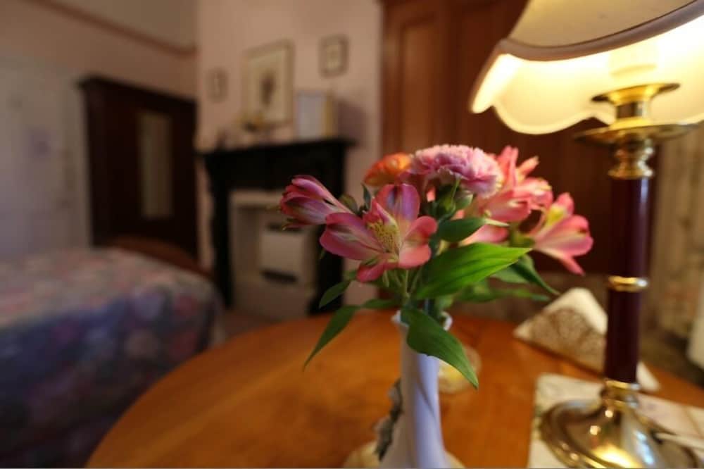 Single Room photo 2