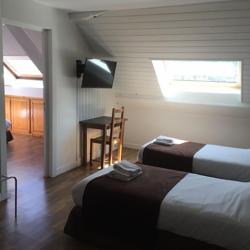 Classic Quadruple Room photo 2