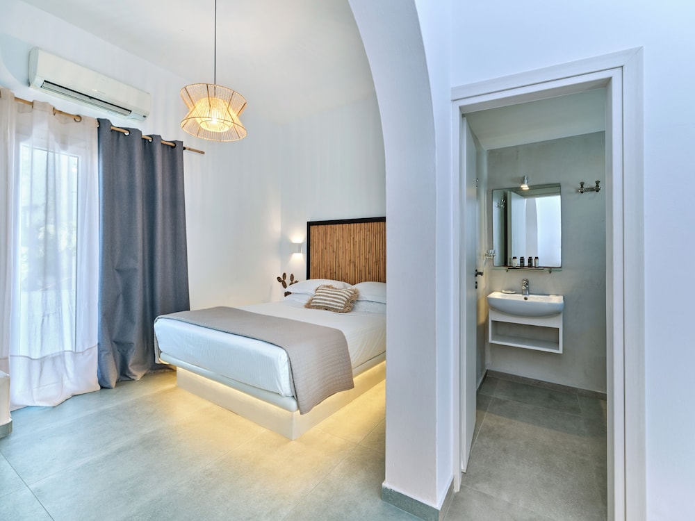 Superior Triple Room, 1 Bedroom - Photo 17