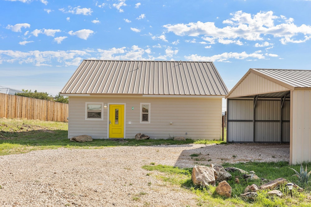 House photo 2
