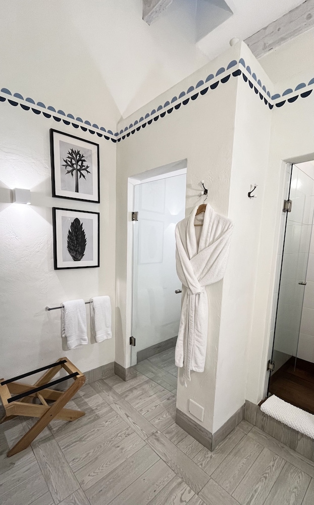 3 Suite Federica with Fountain and Mountain View - Pet friendly photo 3