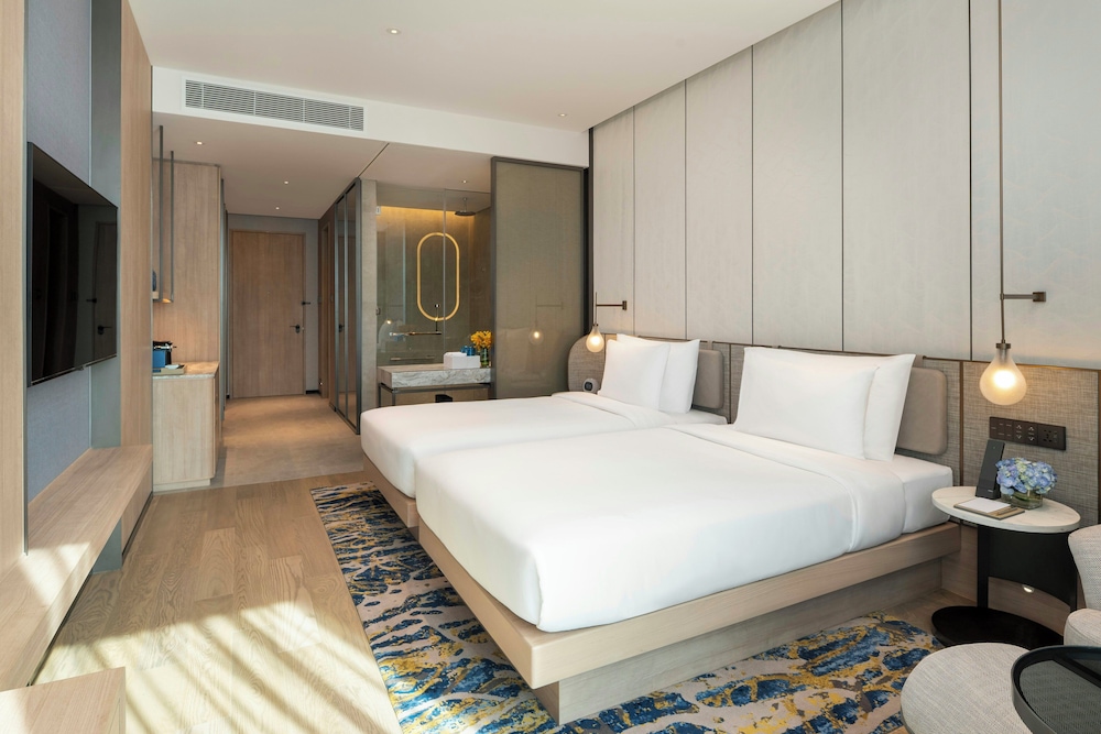 Deluxe Room, 2 Twin Beds photo 2