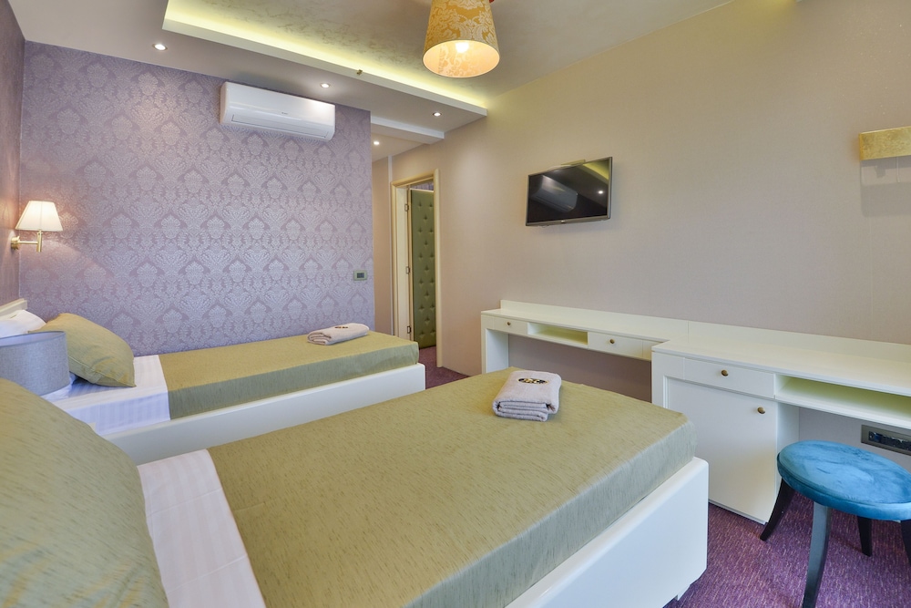 Standard Twin Room, 1 Bedroom, Terrace photo 1