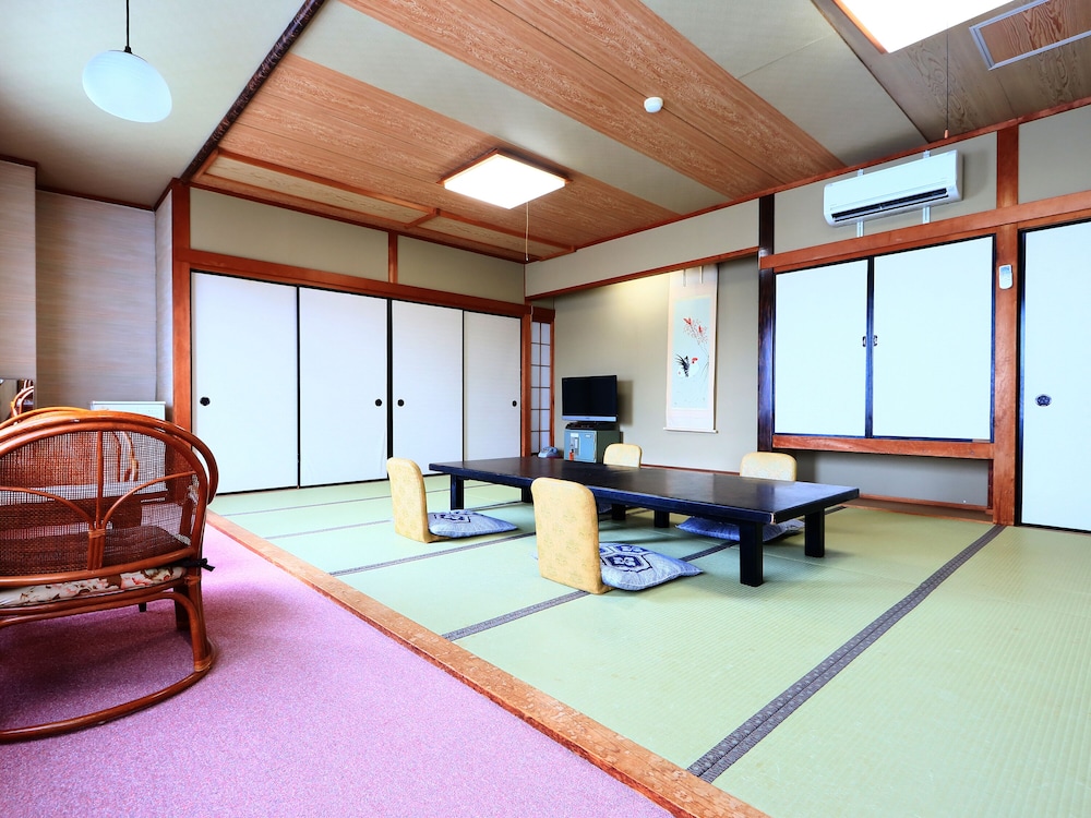 [Non-smoking] Japanese-style room with view of Toba Bay in the main building photo 2