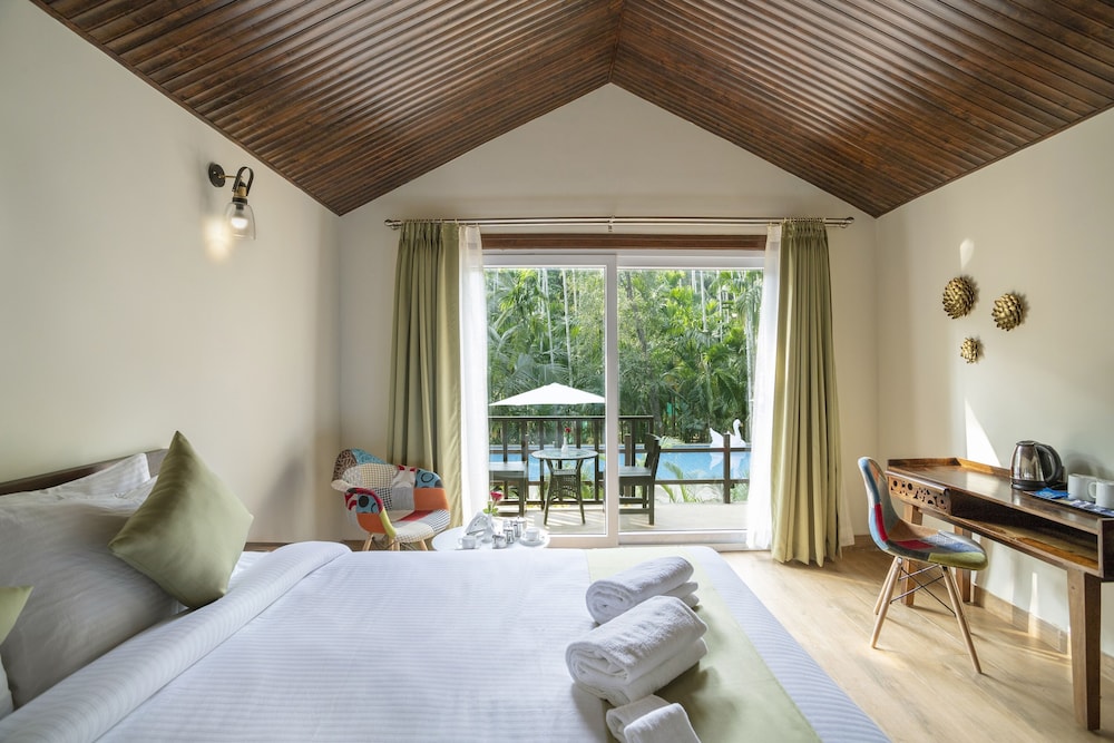 Premium Room, 1 Bedroom, Pool View