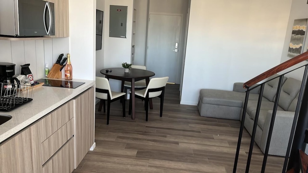 Luxury Studio Suite, 1 Bedroom, City View photo 1