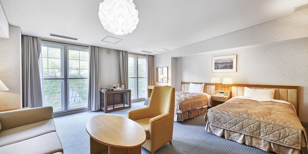 Standard Suite, 1 Bedroom, Pets Allowed photo 2