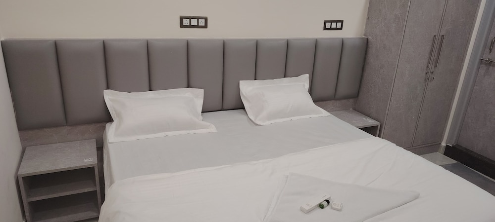 Deluxe Studio, Balcony, City View
