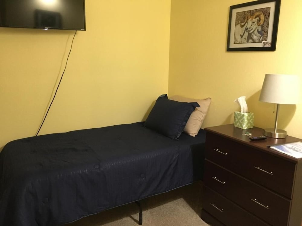 Premium Room, Multiple Beds, Mountain View photo 3