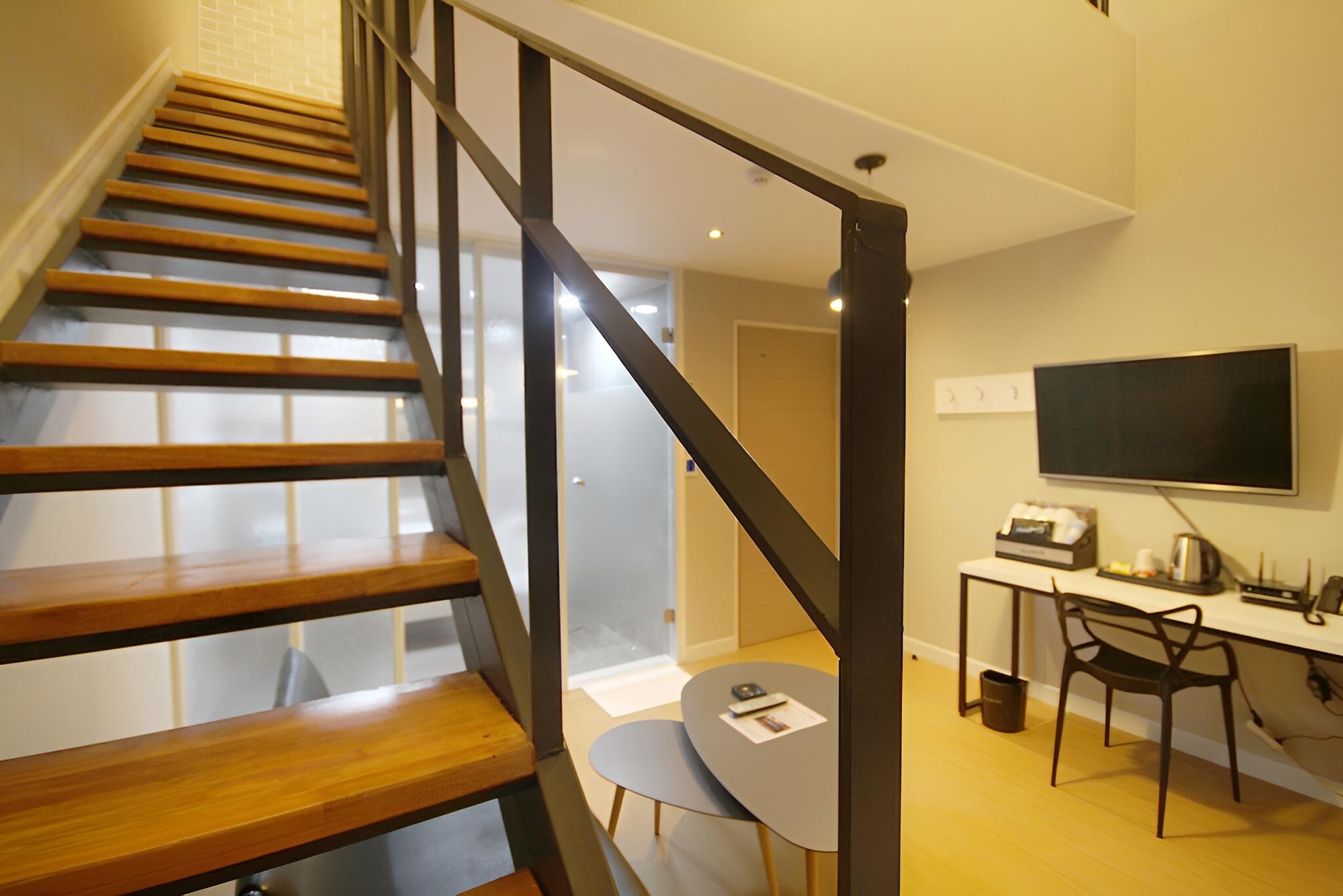 Room (Royal 25pyeong) - Photo 7