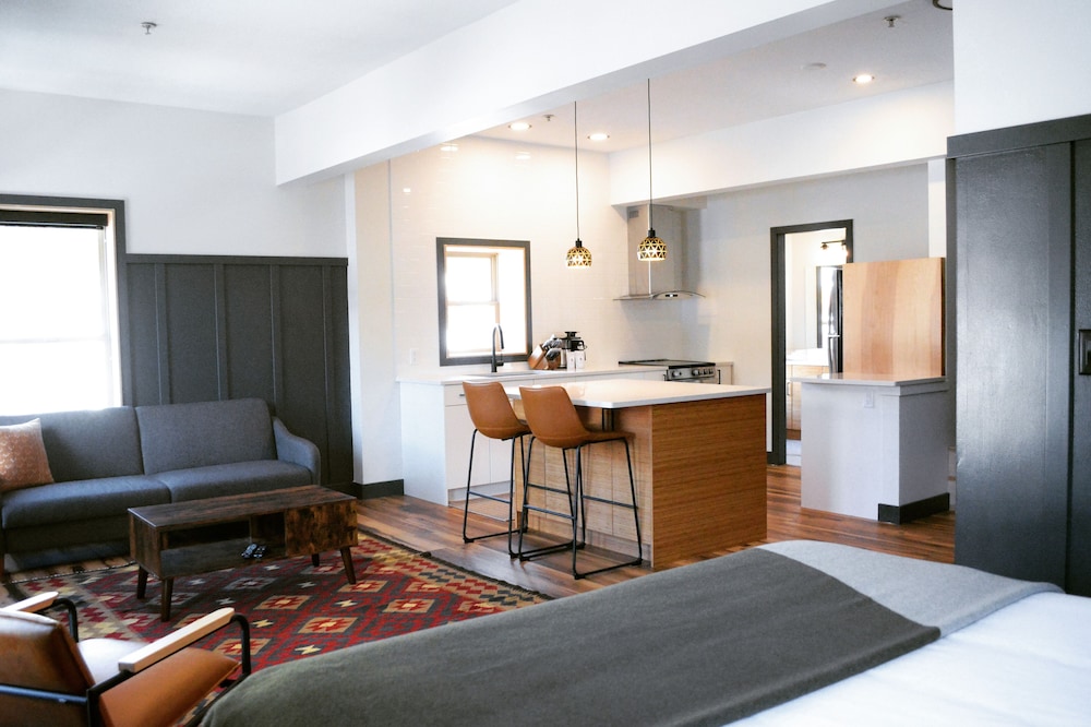 Deluxe Apartment, 1 Queen Bed with Sofa bed, Kitchen photo 1