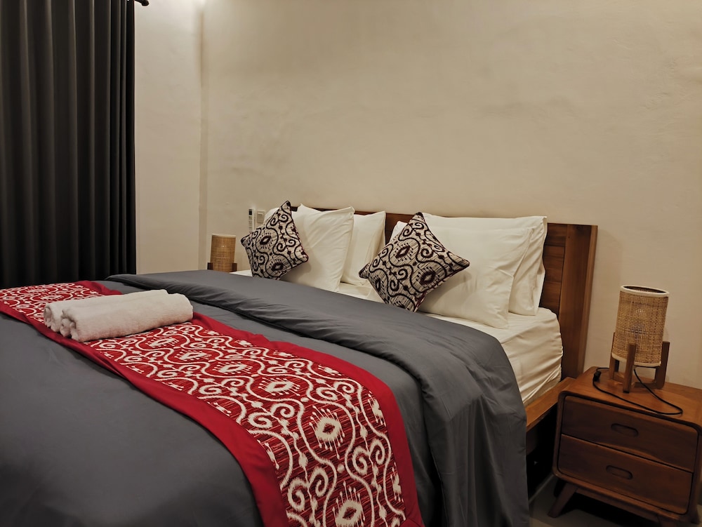 Deluxe Double Room, Balcony, City View
