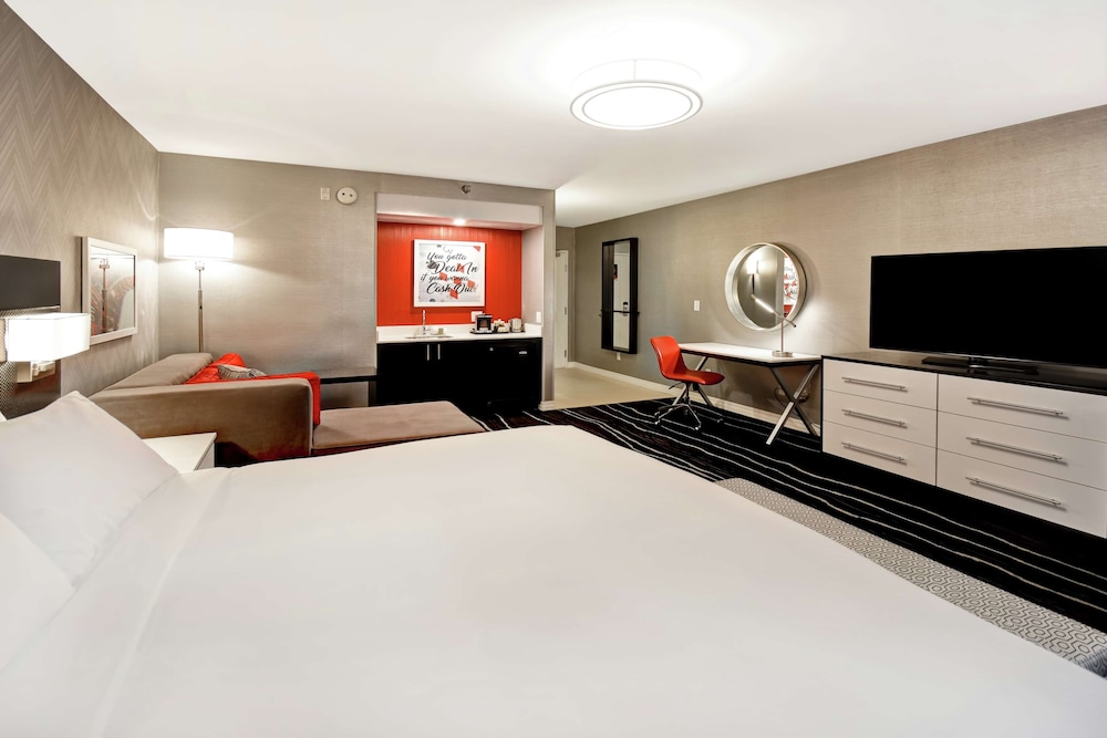 Junior Suite, 1 King Bed