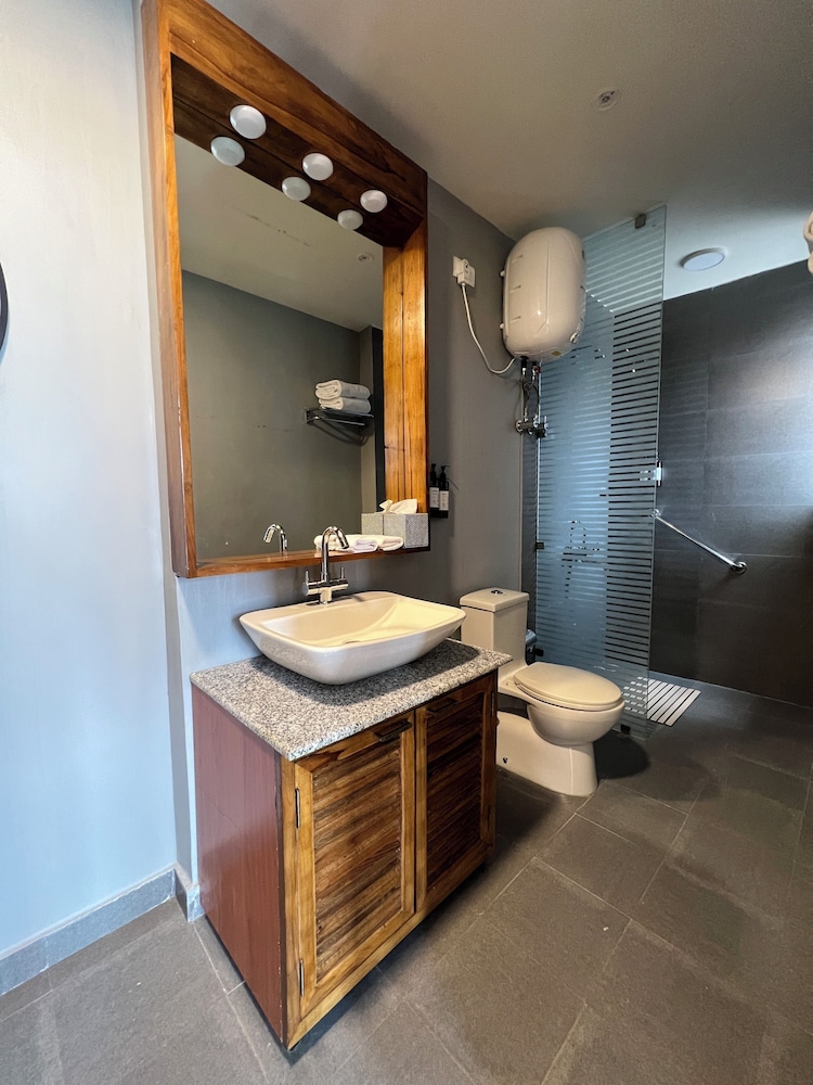 Family Villa, 2 Bedrooms (Pine Cottage) - Photo 2