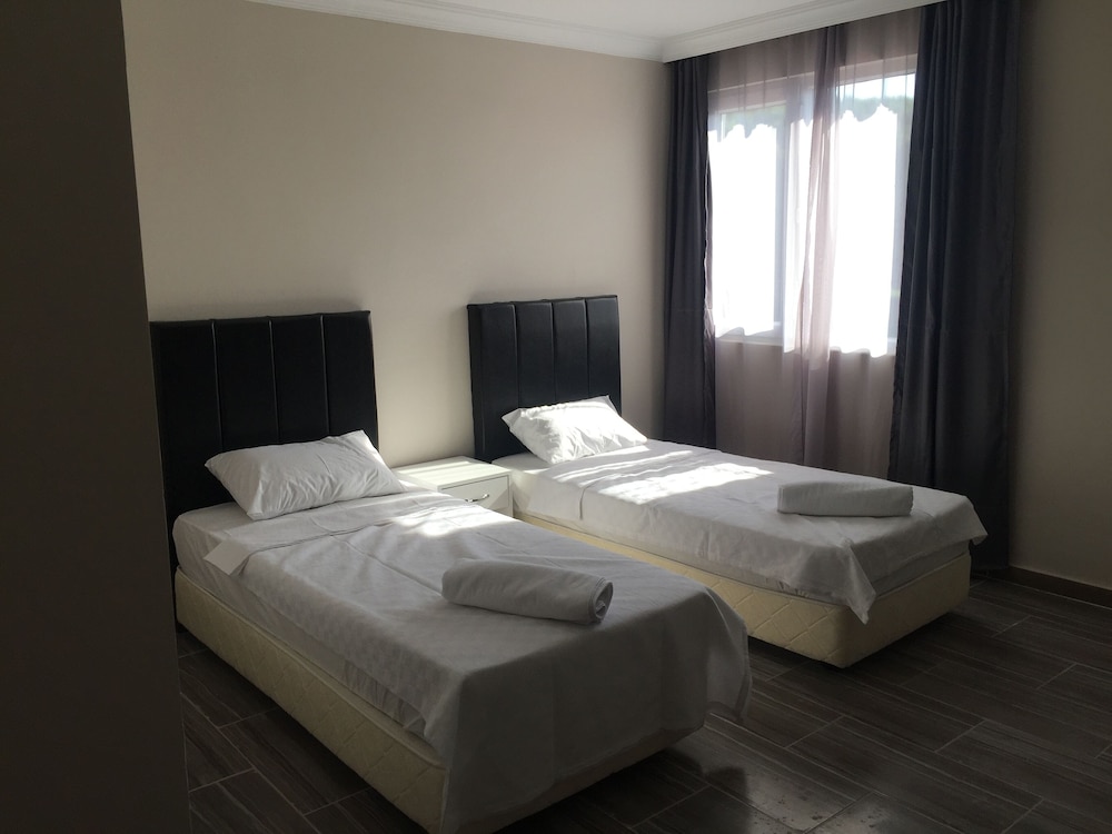 Комната с двумя кроватями (Twin Room), 2 односпальные кровати