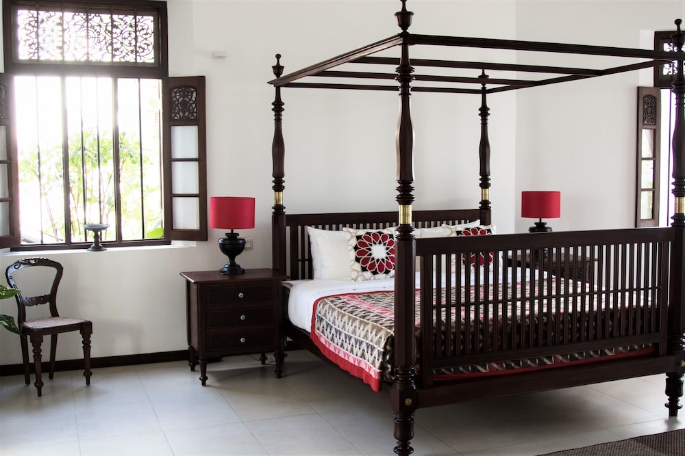 Kandyan Suite photo 1