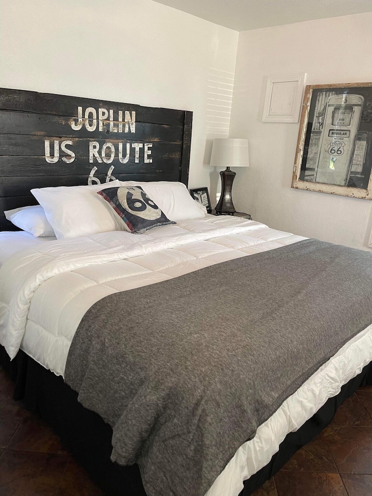 Cabin, 1 King Bed photo 1