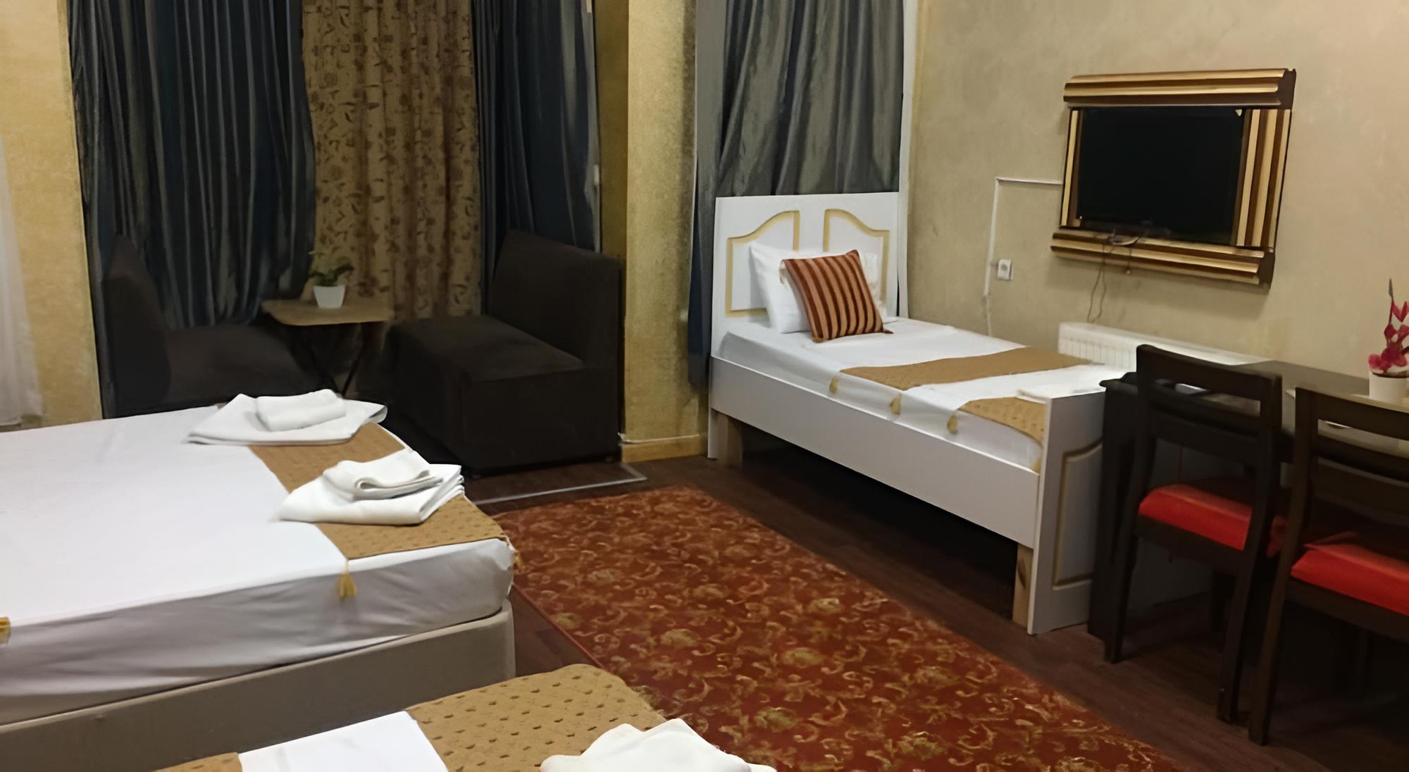 Standard Triple Room photo 3