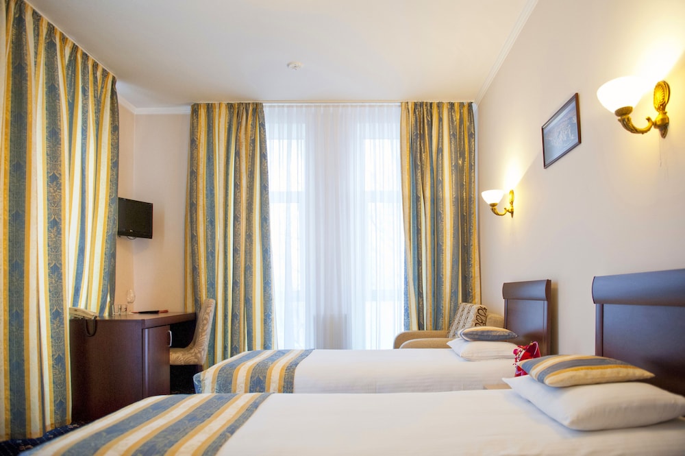 Superior Double or Twin Room photo 3