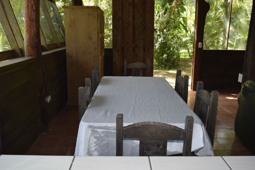 Bungalow, Multiple Beds photo 2