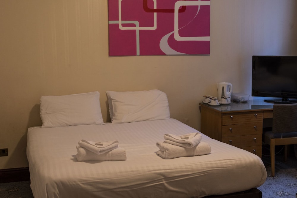 Classic Triple Room, Multiple Beds, Non Smoking photo 2