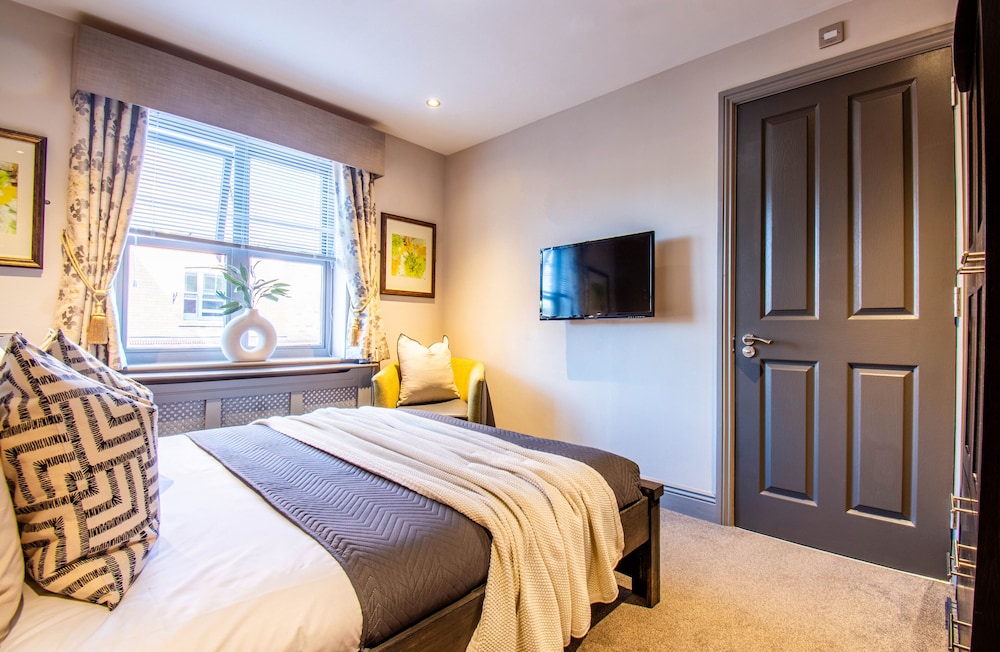 Economy Double Room photo 3