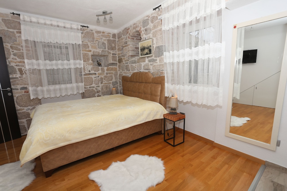 Deluxe Room, 1 Double Bed photo 2