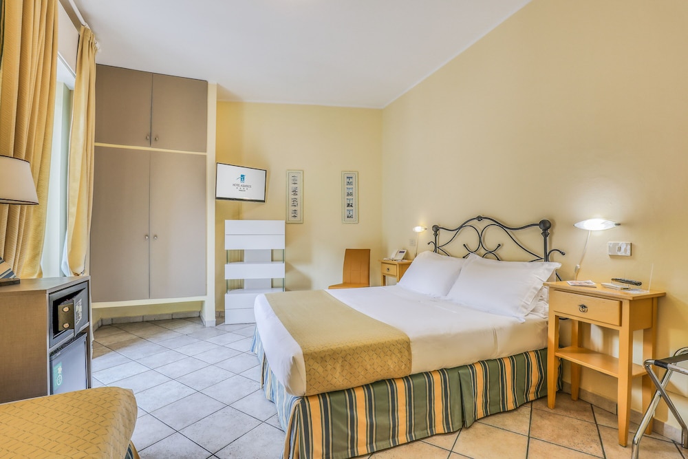 Superior Triple Room, Mountain View photo 2
