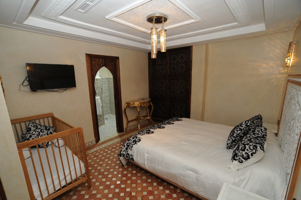 Family Room photo 2