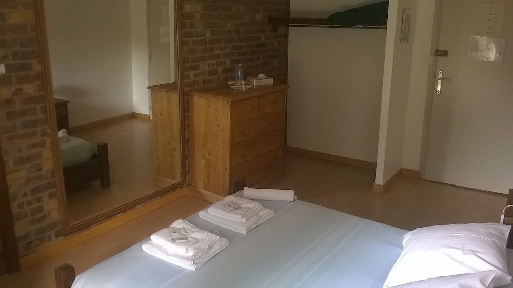 Double Room - Photo 2