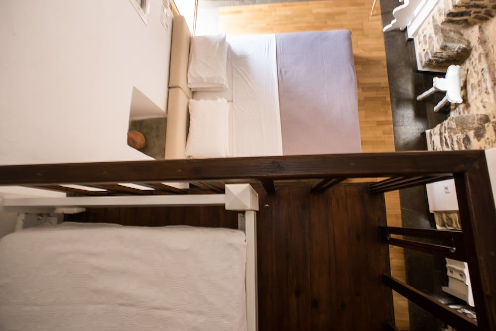 Twin Room (Aspros Gatos) photo 2