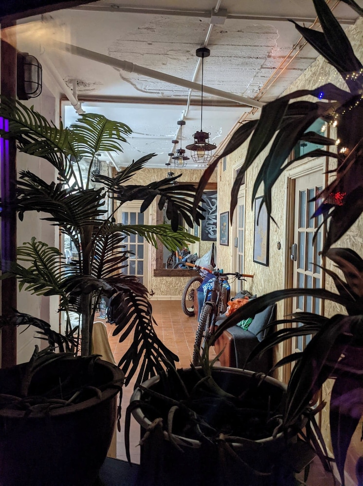 Basic Triple Room, Courtyard Area
