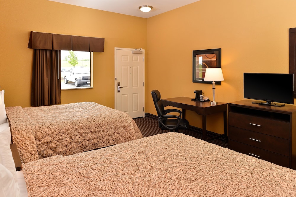 Room, 2 Queen Beds, Smoking photo 3